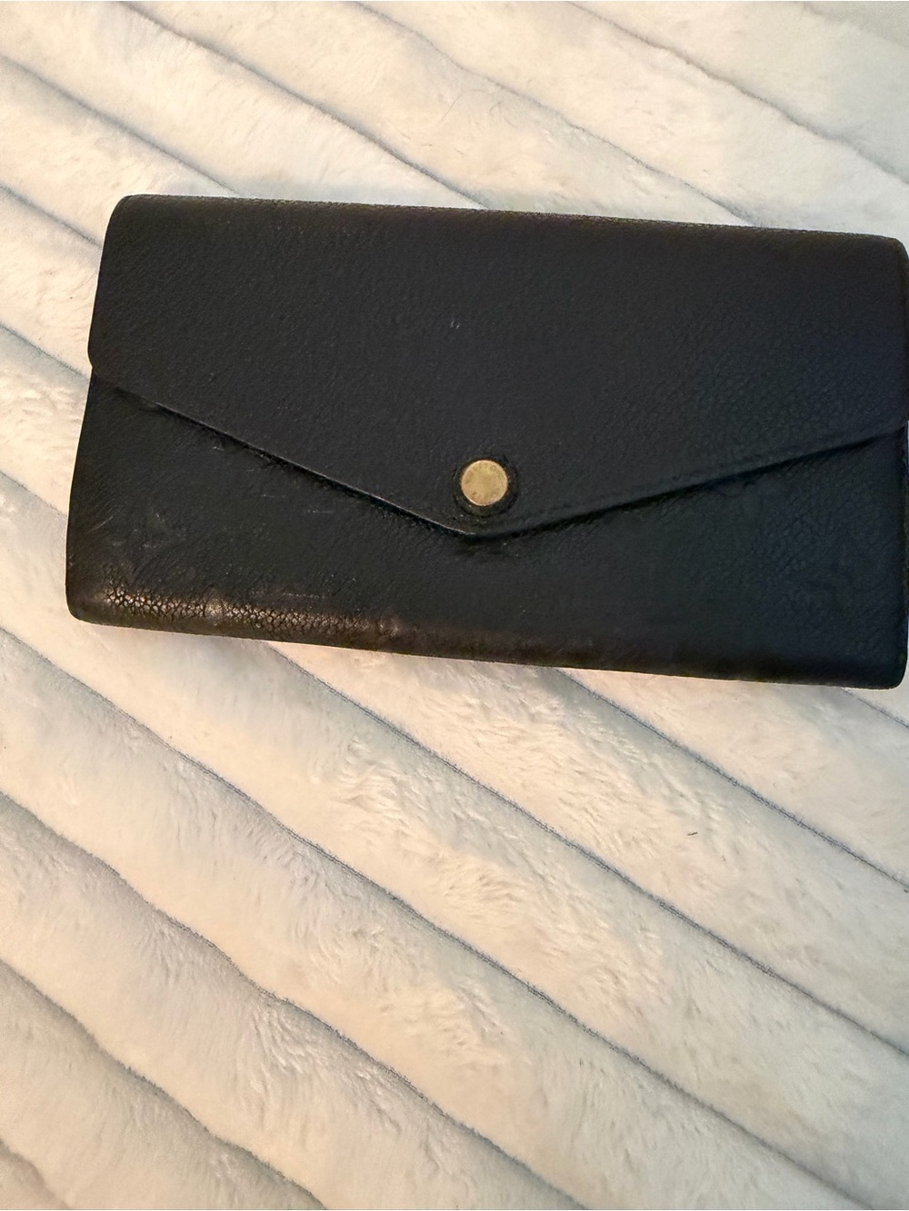 Louis Vuitton Monogram Empreinte Sarah Wallet in Noir